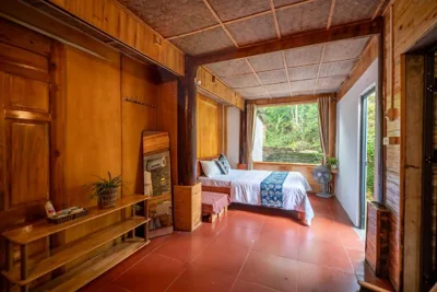 Double Room with Private Bathroom — Vanhaus